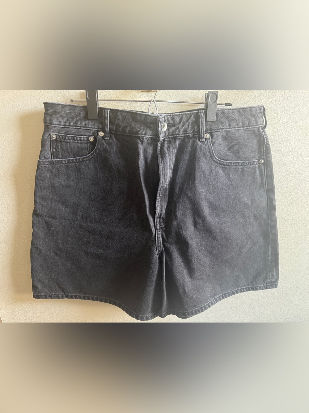 Everlane - The A-Line Denim Short - Washed Black - Size 32